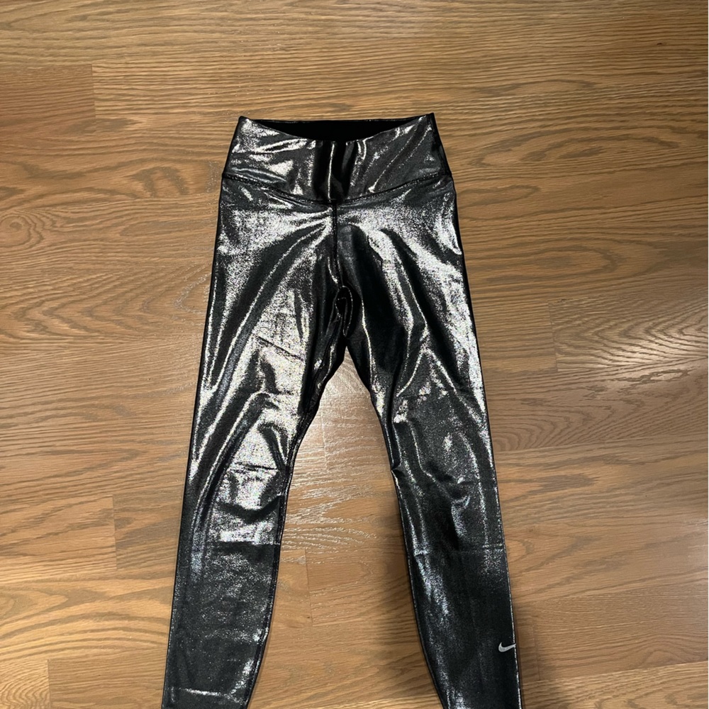 Nike silver shine leggings
